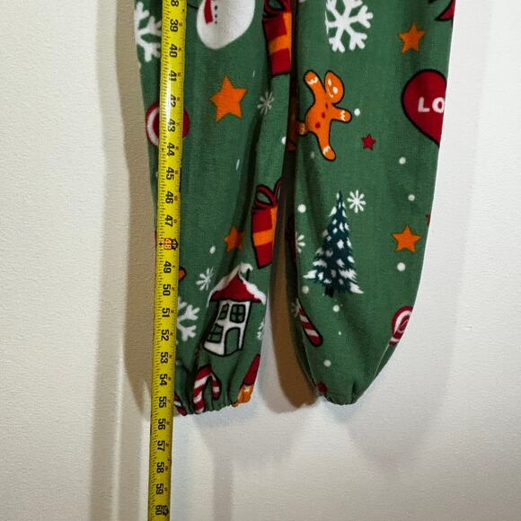 XMAS Coming Adult Size XS One Piece Pajamas Pockets Christmas Green - Picture 3 of 5